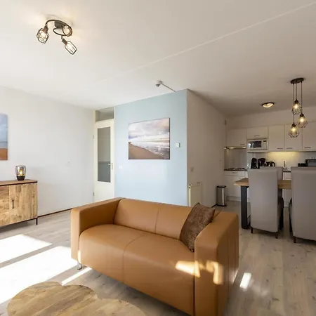 Apartment An That Is Attractively Furnished *