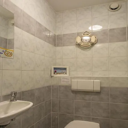 Apartment An That Is Attractively Furnished Julianadorp