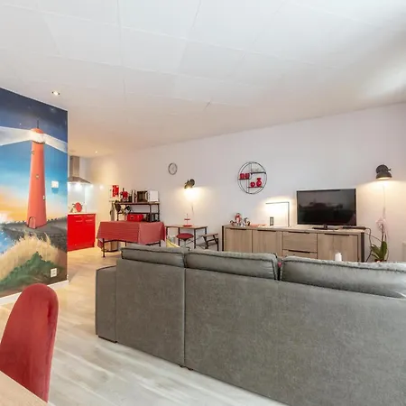 아파트 An That Is Attractively Furnished