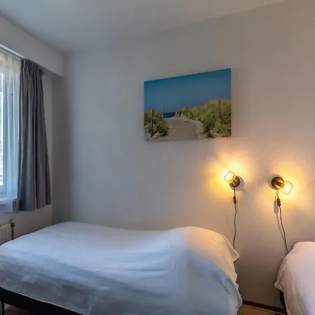 Apartment An That Is Attractively Furnished *