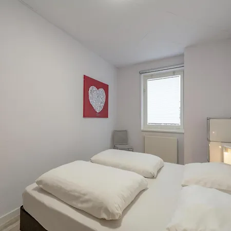 아파트 An That Is Attractively Furnished *