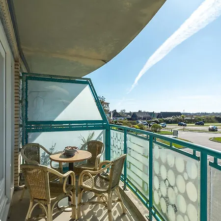 An That Is Attractively Furnished *