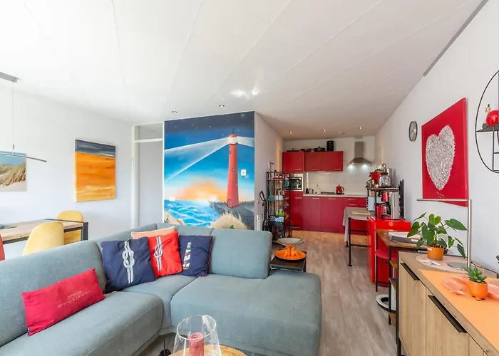 Strandslag 103 Ground Floor *